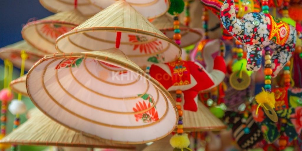 Top 5 mặt hàng việt nam được ưa chuộng trên sàn Amazon: Quy trình và thách thức 1 Đồ thủ công mỹ nghệ_ Tinh hoa văn hóa chinh phục thị trường quốc tế